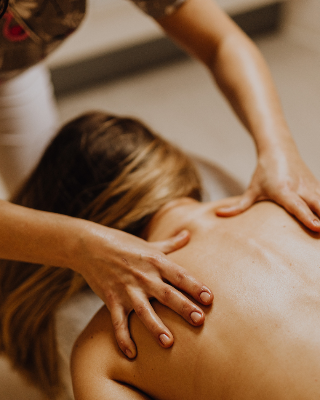 Au-delà de la luxopuncture : la puissance de la réflexologie, du Shiatsu et des massages